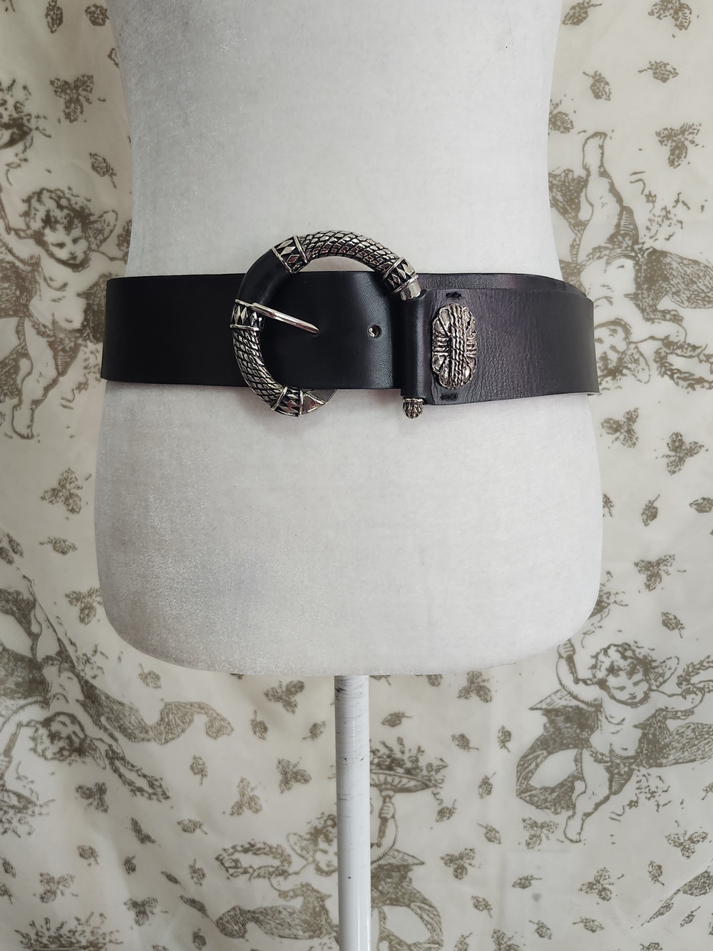 Vintage Streets Ahead Black Leather Wide Waist Belt - Silver Snake Coil M